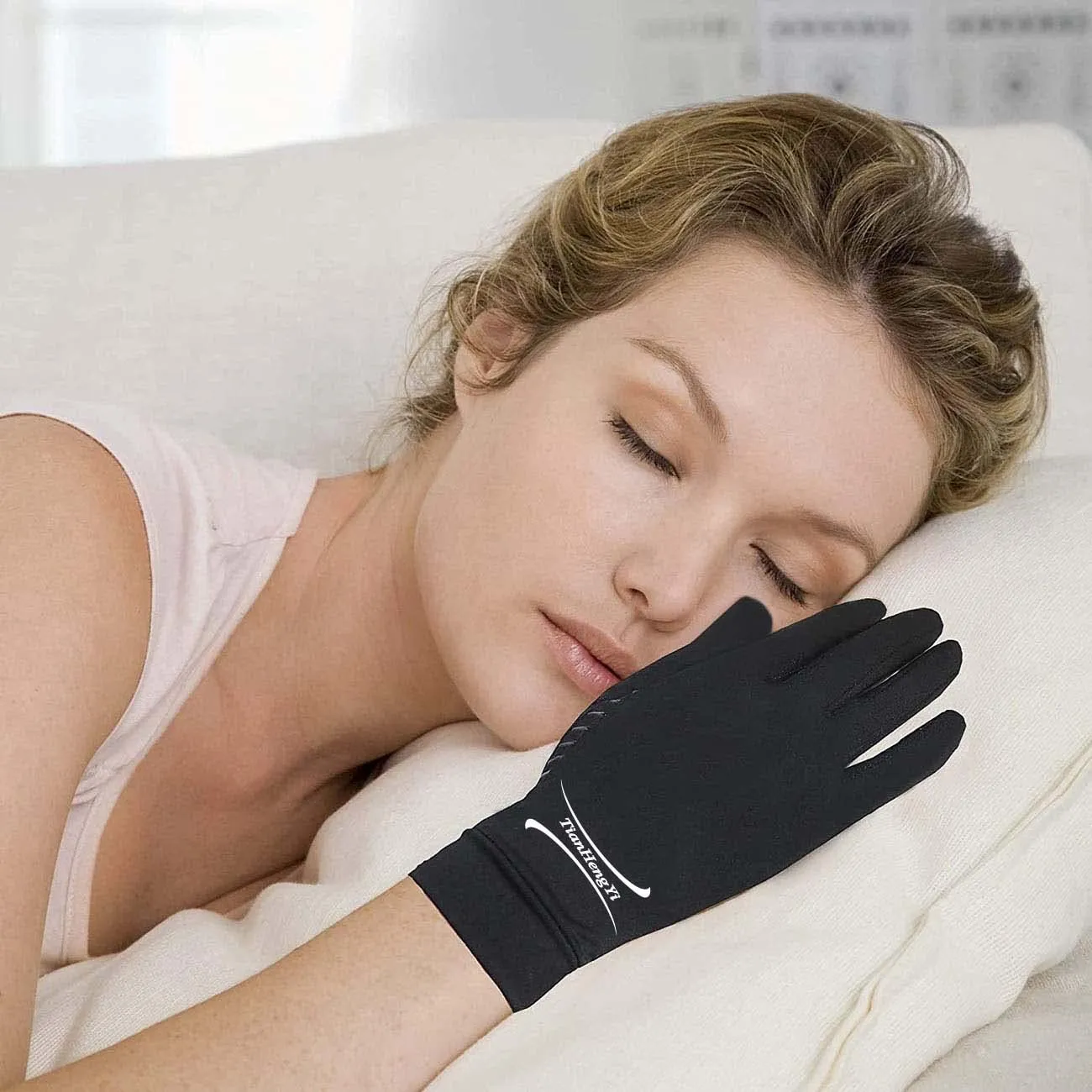 2 Pairs Copper Arthritis Gloves, Touch Screen Compression Gloves for Men Women, Full Finger Carpal Tunnel Glove for Typing, Hand Pain, RSI, Support Wrist and Hand Joint (Black, X-Large (2 Pairs)) Black X-Large (2 Pairs)