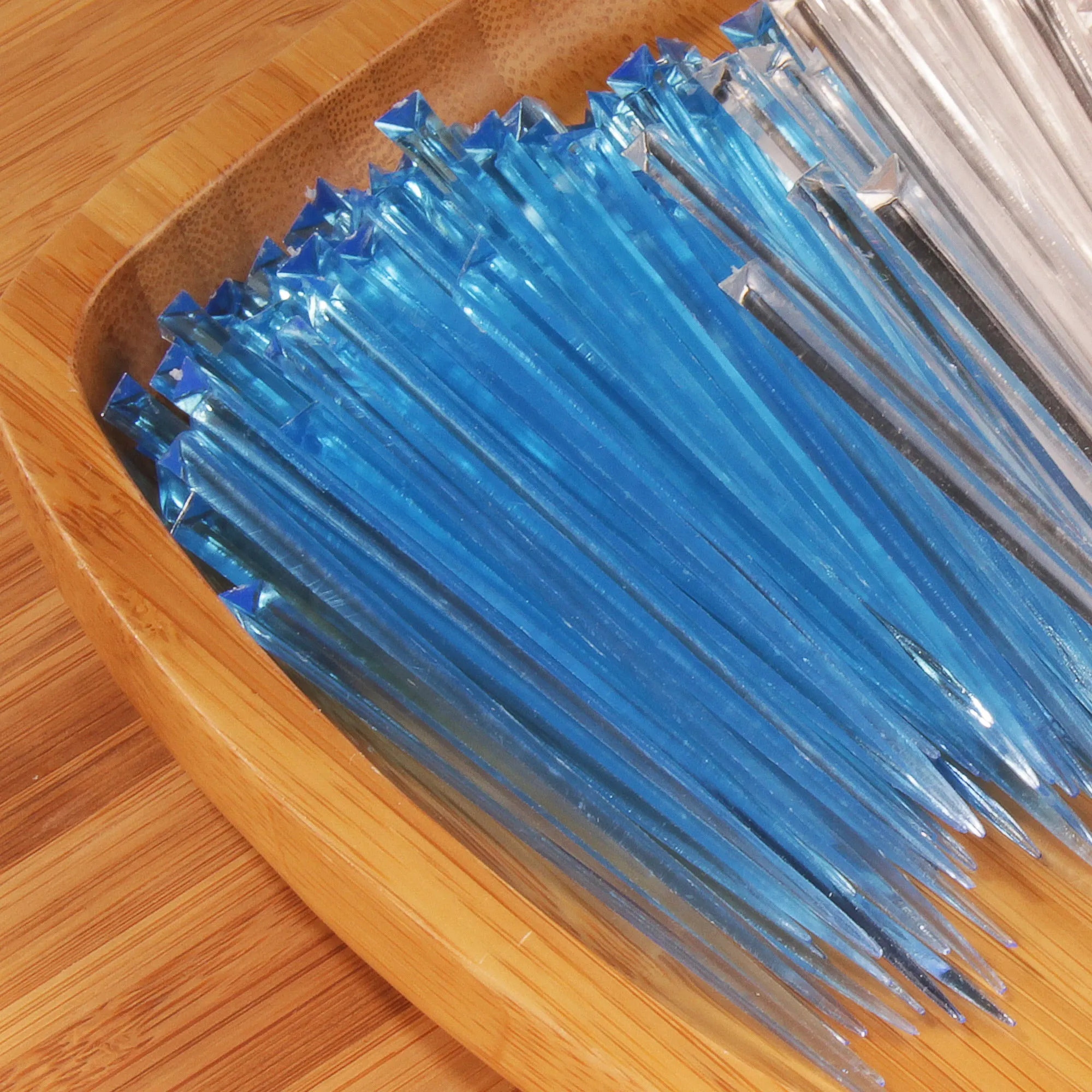 3.5" Triangular Prism Plastic Cocktail Picks