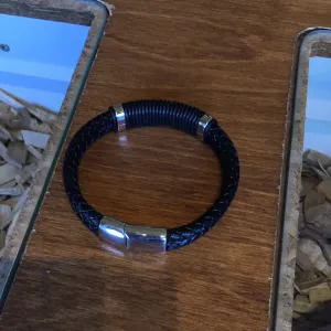 Accentrix mens leather bracelet