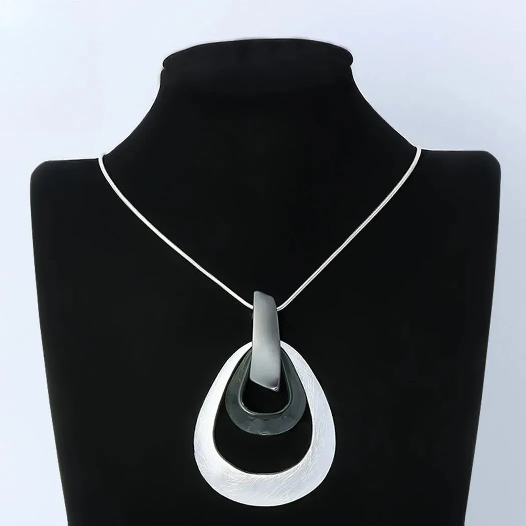 Fashion Geometric Necklace Neck Chokers with Suspension Pendants