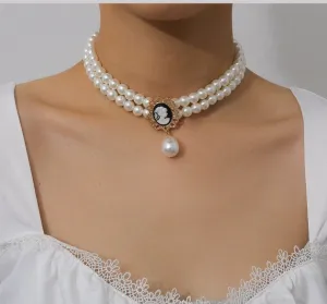 Layered Short Pearl Choker Necklace