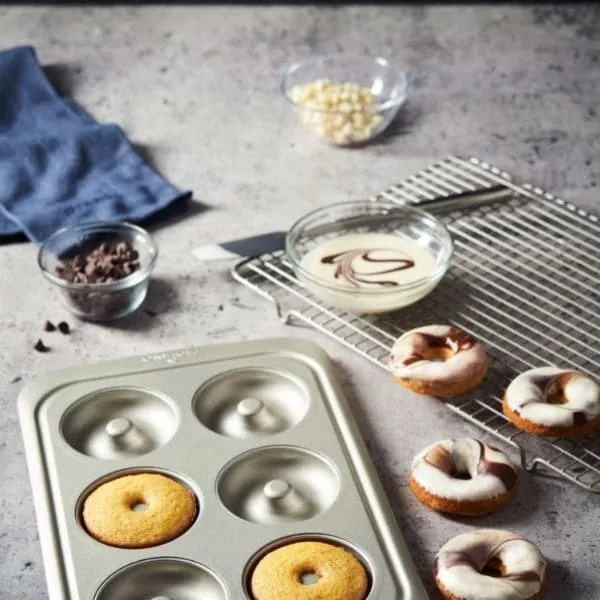 Non-Stick Doughnut Pan