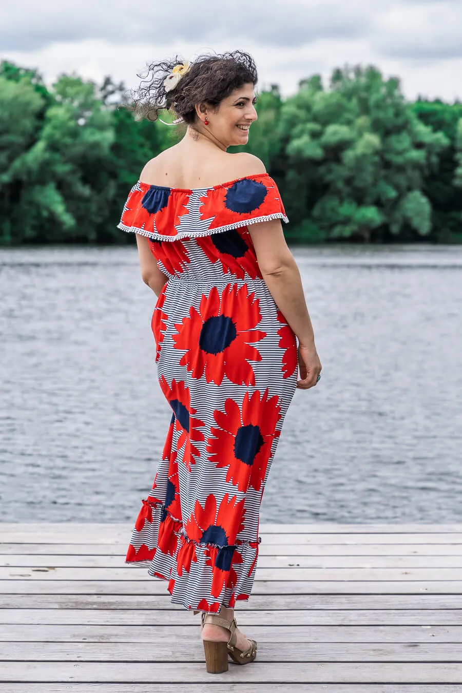 Pretty on the Beach | Mama